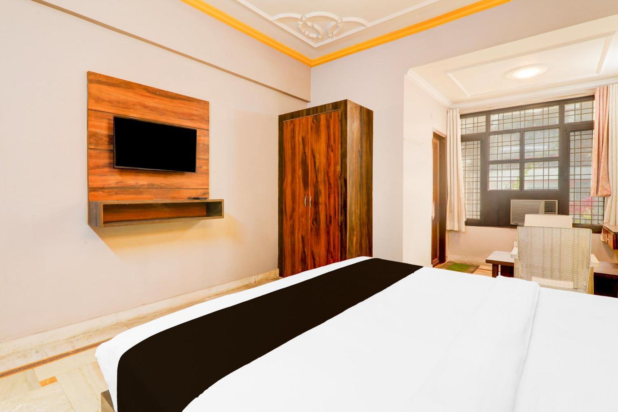 Super Hotel O Insaf Nagar Munshipuliya Formerly Vibrant Chinhat Eksteriør billede